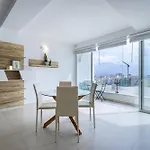 Apartman The Hillside *